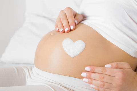 6 Skincare ingredients to avoid whilst pregnant
